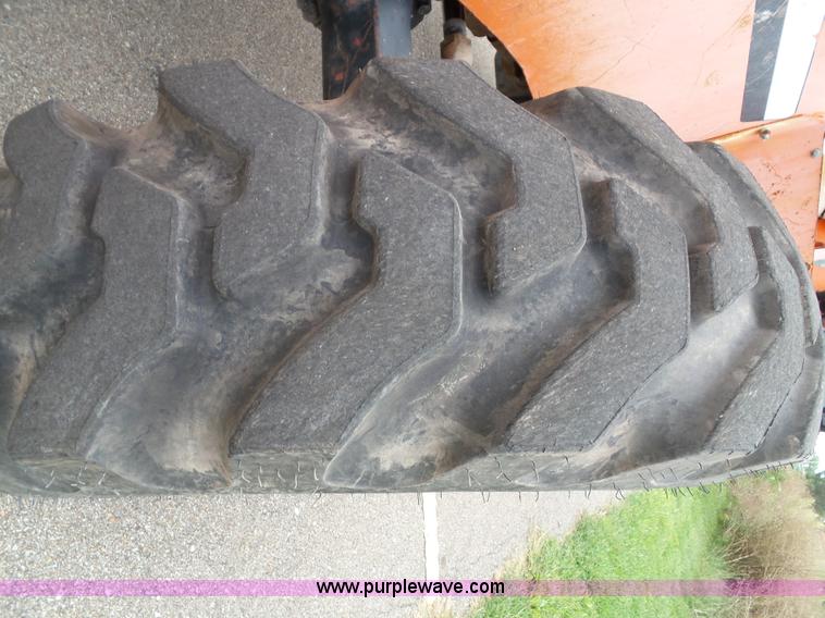 image for item K8248 2002 Sky Trak 8042 telehandler