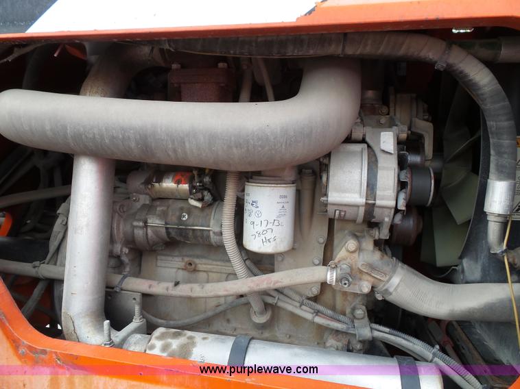 image for item K8248 2002 Sky Trak 8042 telehandler