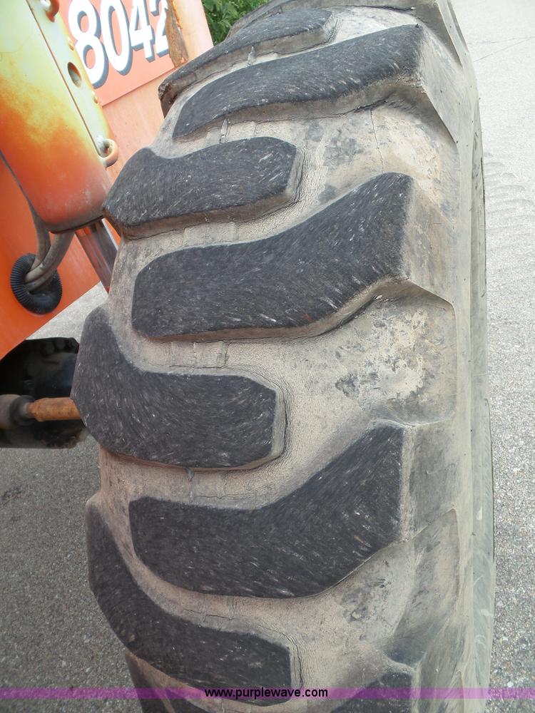 image for item K8248 2002 Sky Trak 8042 telehandler