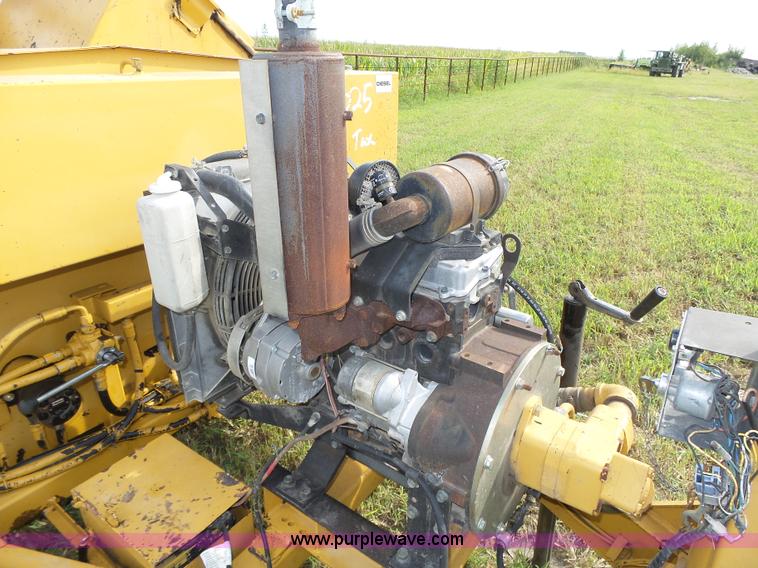 image for item K8473 Bear Cat BC400D pot hole patcher