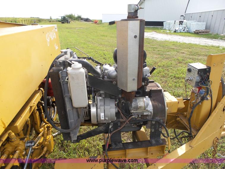 image for item K8473 Bear Cat BC400D pot hole patcher