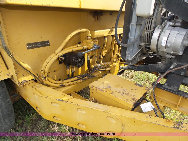 image for item K8473 Bear Cat BC400D pot hole patcher