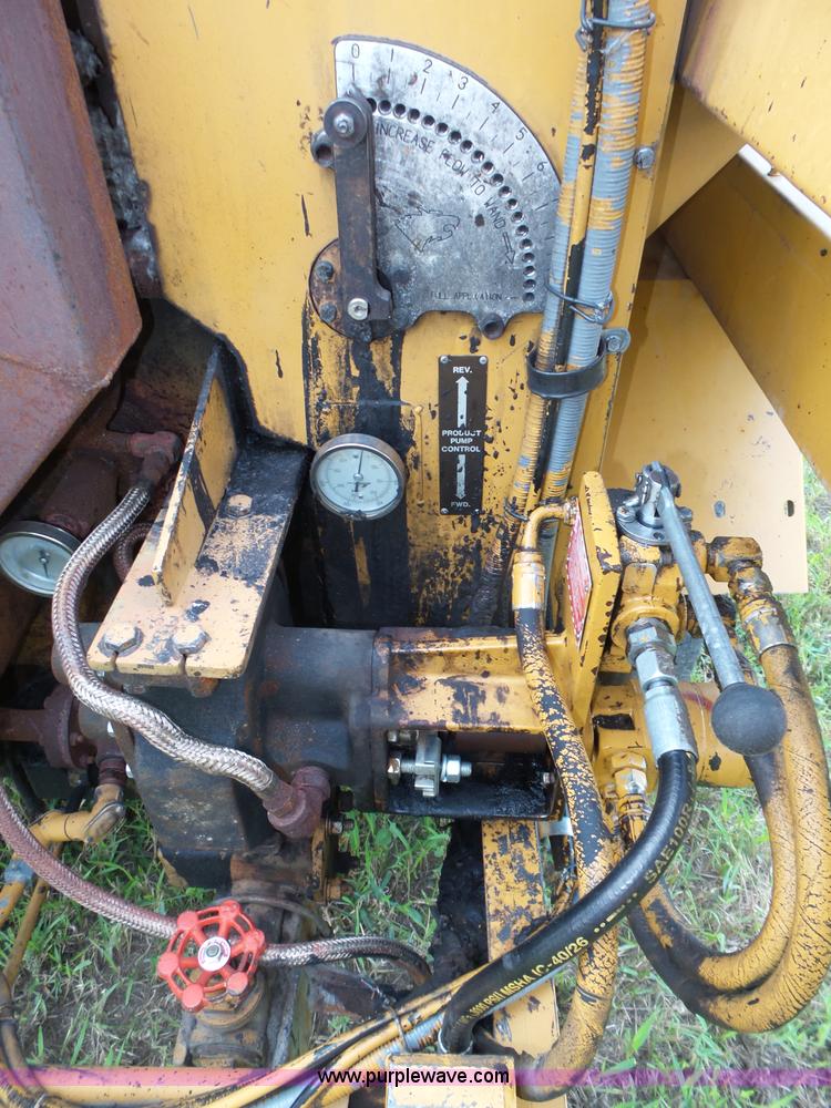 image for item K8473 Bear Cat BC400D pot hole patcher