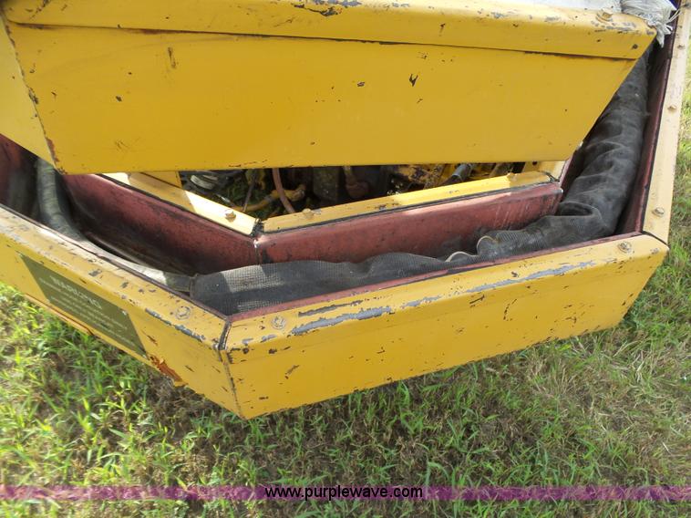 image for item K8473 Bear Cat BC400D pot hole patcher