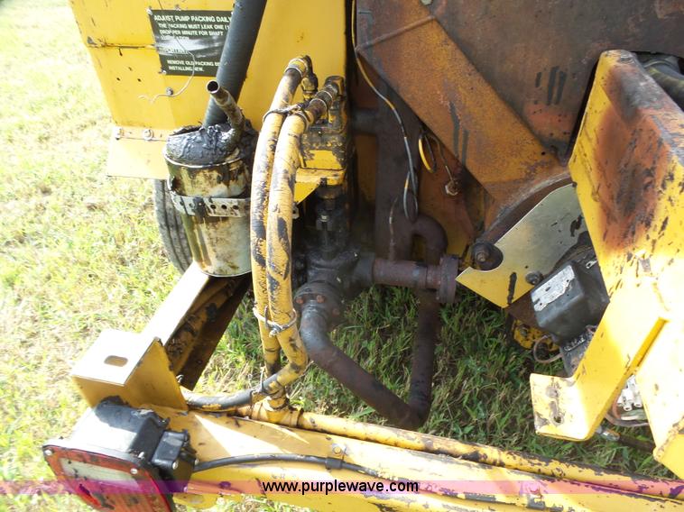 image for item K8473 Bear Cat BC400D pot hole patcher