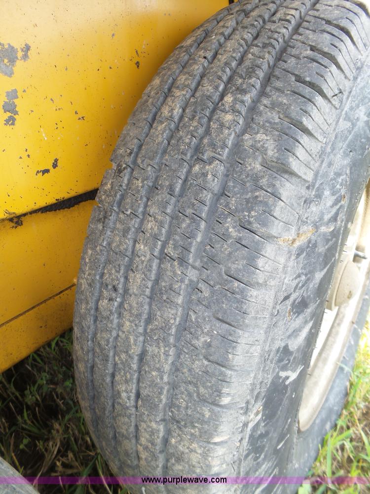 image for item K8473 Bear Cat BC400D pot hole patcher