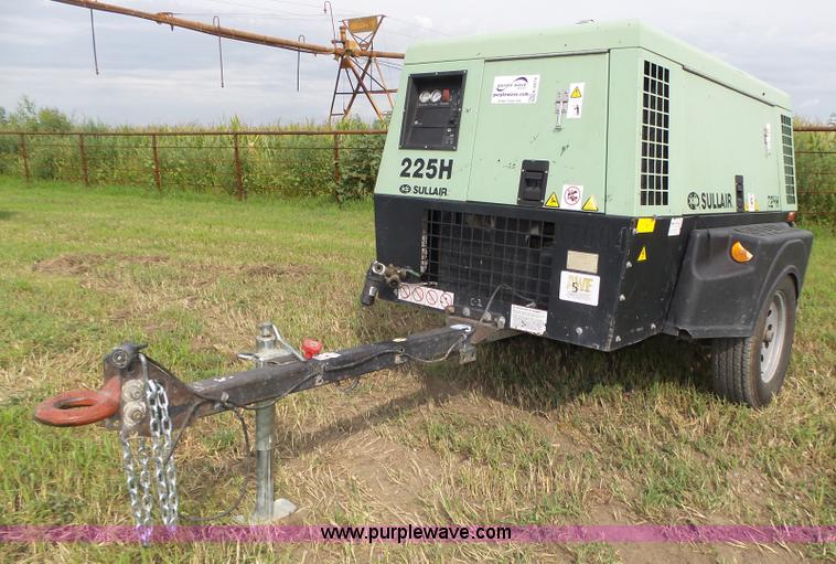 image for item K8474 2010 Sullair 225HDPQJD2 air compressor