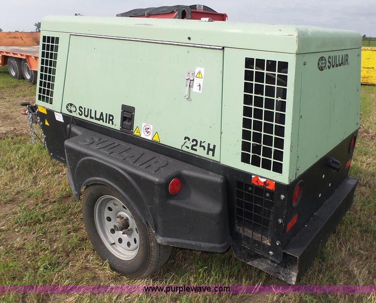 image for item K8474 2010 Sullair 225HDPQJD2 air compressor