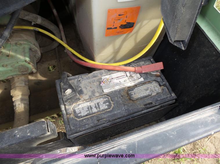 image for item K8474 2010 Sullair 225HDPQJD2 air compressor