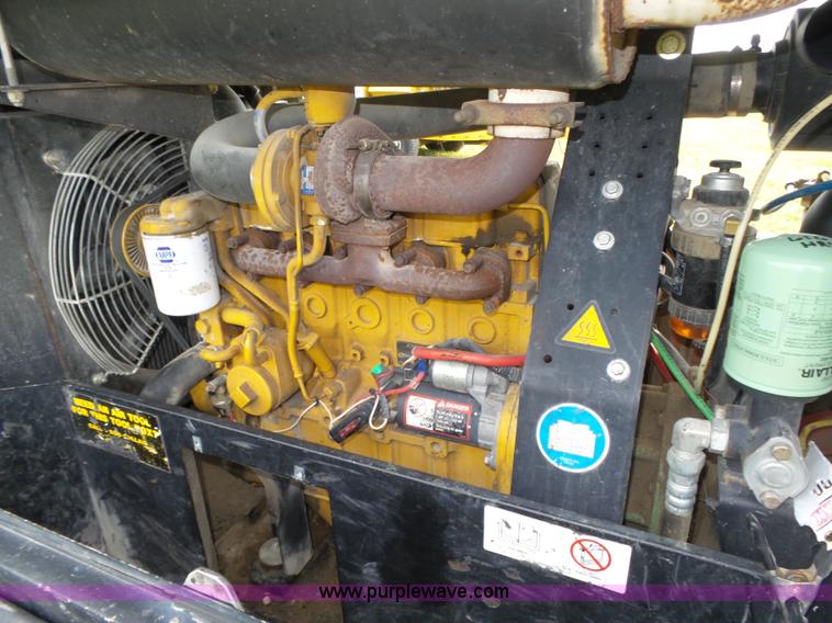 image for item K8474 2010 Sullair 225HDPQJD2 air compressor