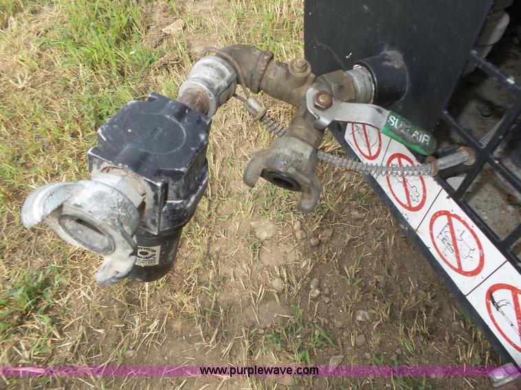 image for item K8474 2010 Sullair 225HDPQJD2 air compressor