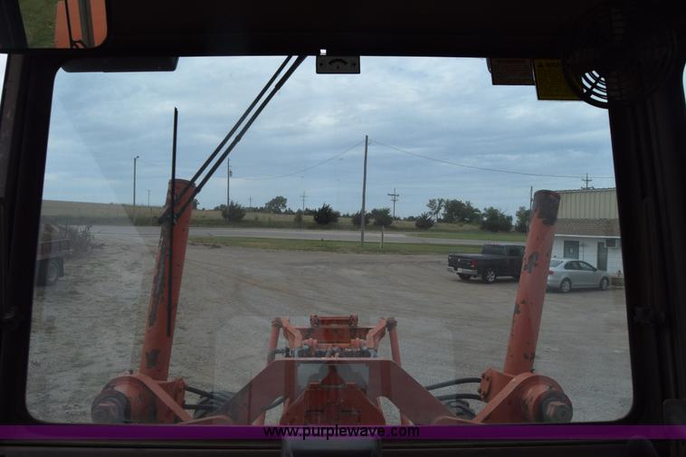 image for item L2582 1984 Champion 710A motor grader