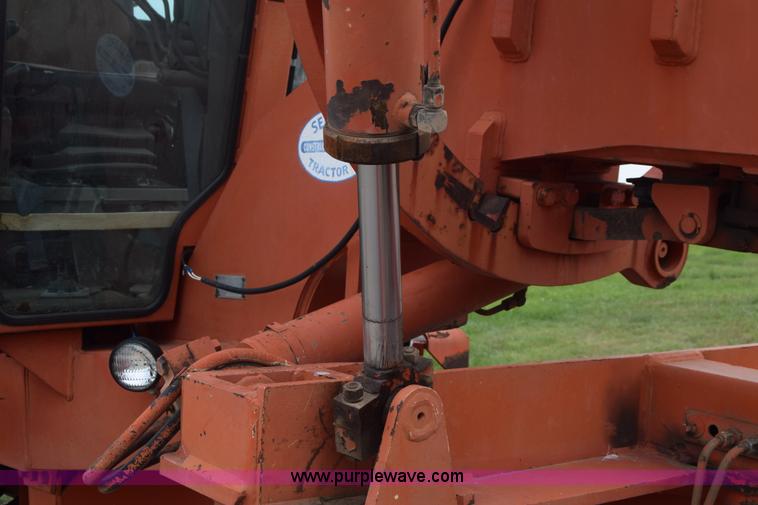 image for item L2582 1984 Champion 710A motor grader