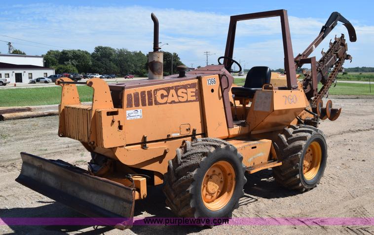 1992 Case 760 trencher in Haven, KS | Item L2599 sold | Purple Wave