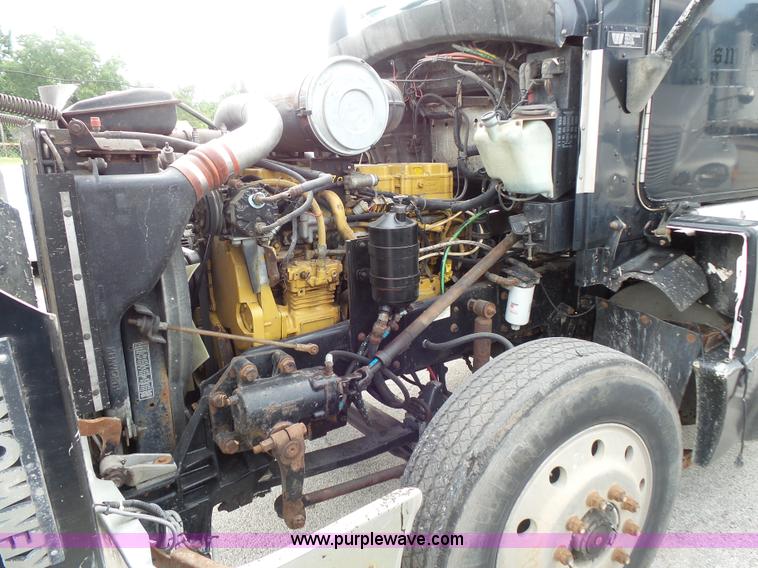 image for item L3516 1994 Kenworth T600 roll-off truck