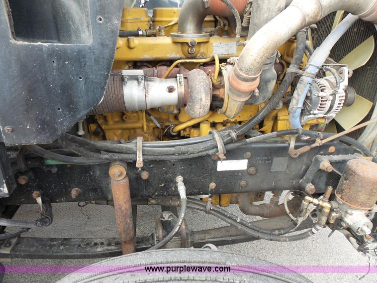 image for item L3516 1994 Kenworth T600 roll-off truck