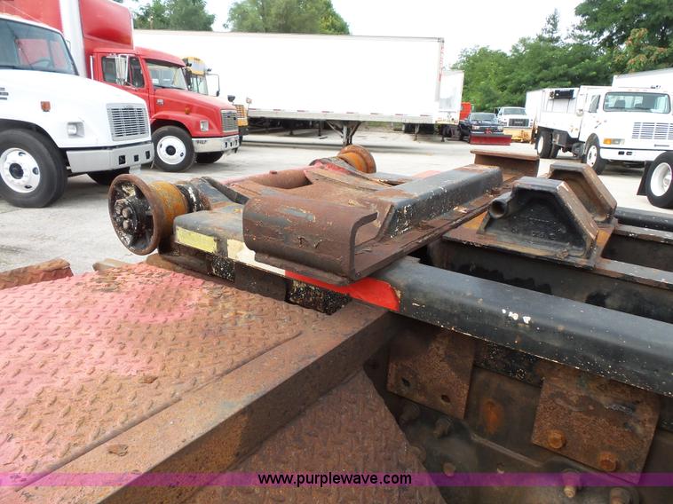 image for item L3516 1994 Kenworth T600 roll-off truck