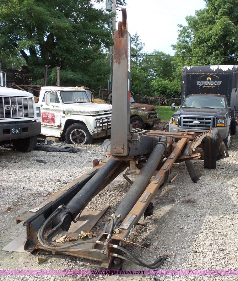 image for item L3517 SwapLoader SL-405 hook body truck bed