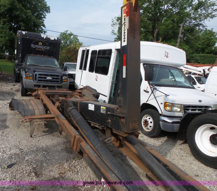 image for item L3517 SwapLoader SL-405 hook body truck bed