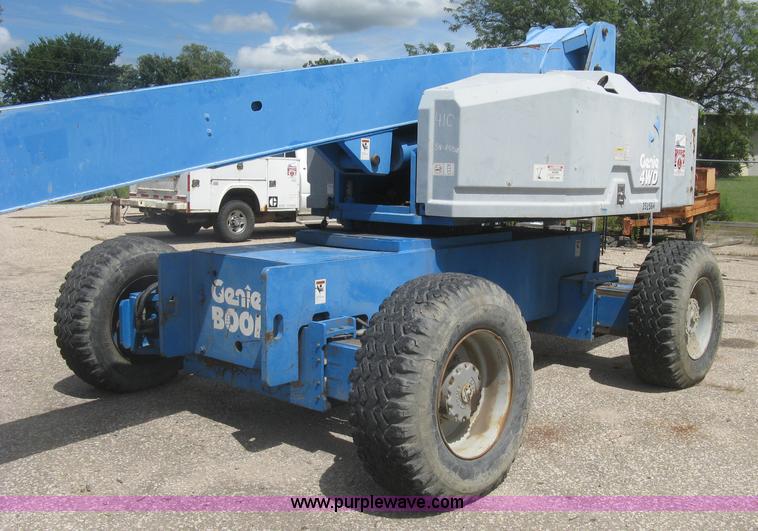 image for item L3842 1998 Genie S-80 boom lift