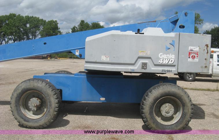 image for item L3842 1998 Genie S-80 boom lift