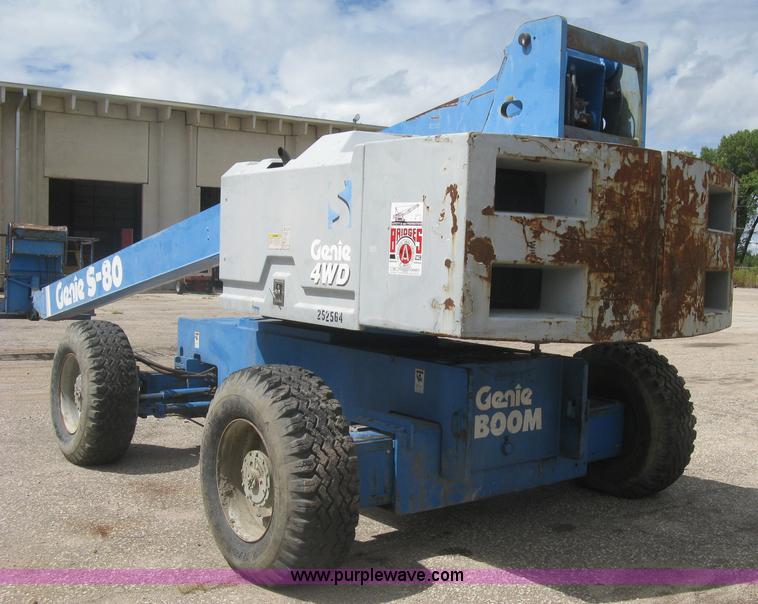 image for item L3842 1998 Genie S-80 boom lift