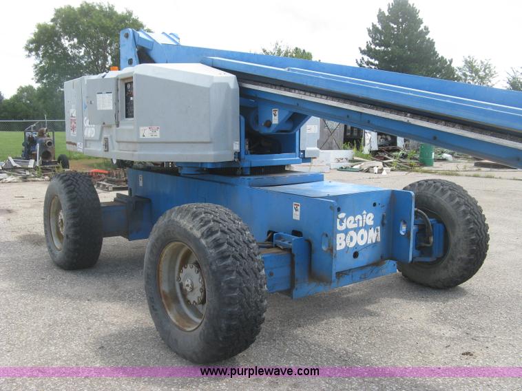 image for item L3842 1998 Genie S-80 boom lift