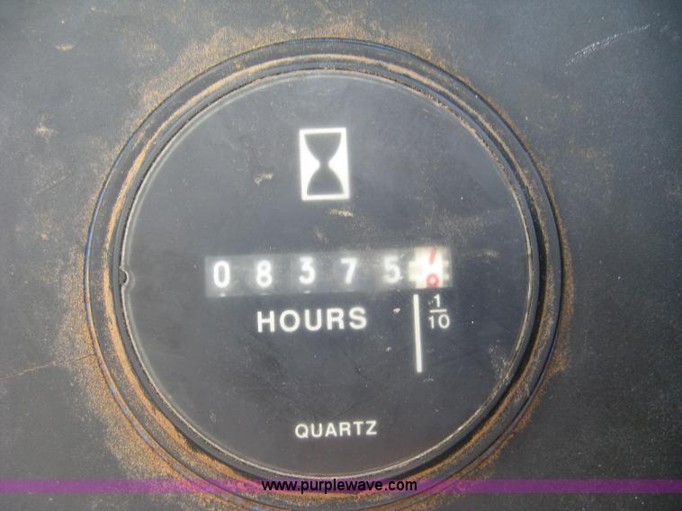 image for item L3842 1998 Genie S-80 boom lift