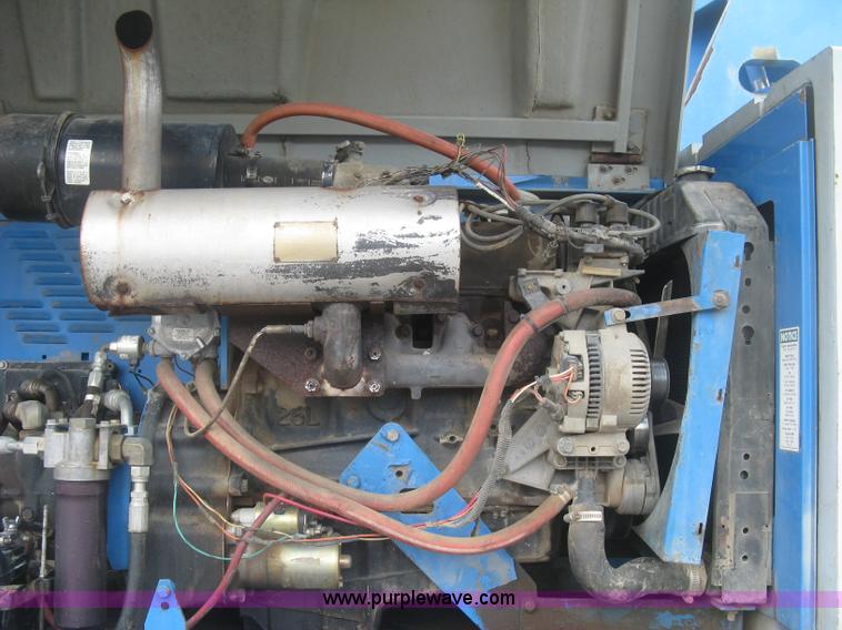 image for item L3842 1998 Genie S-80 boom lift