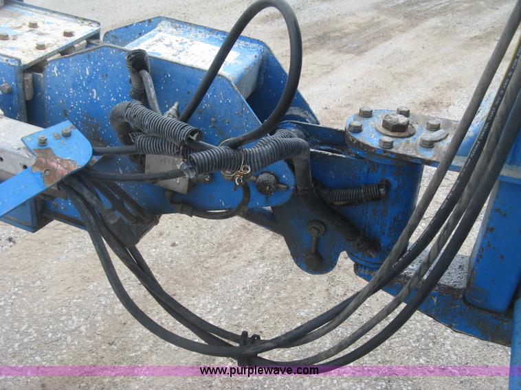 image for item L3842 1998 Genie S-80 boom lift