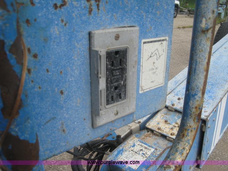 image for item L3842 1998 Genie S-80 boom lift