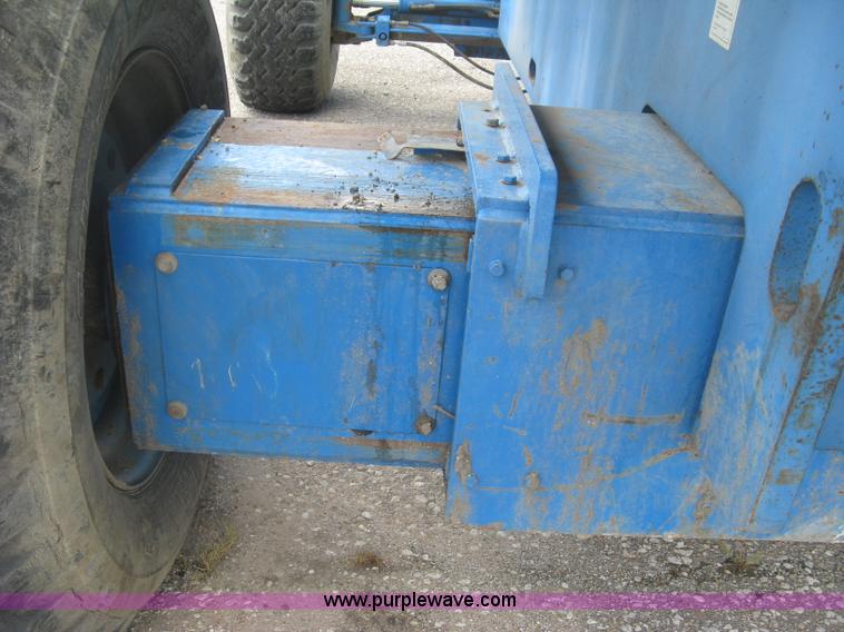 image for item L3842 1998 Genie S-80 boom lift