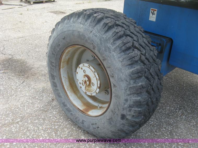 image for item L3842 1998 Genie S-80 boom lift