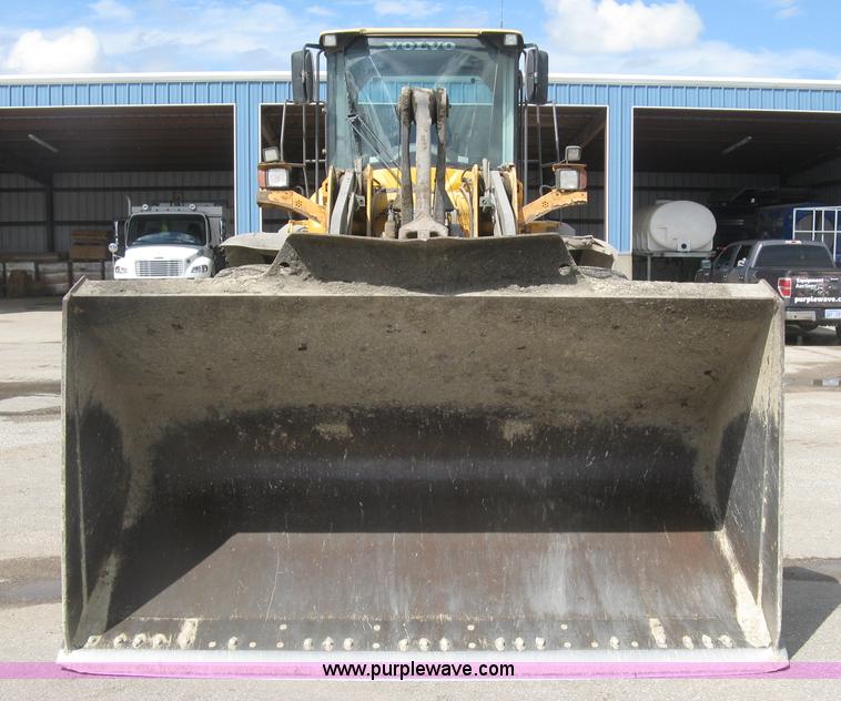 image for item L3856 2008 Volvo L110F wheel loader