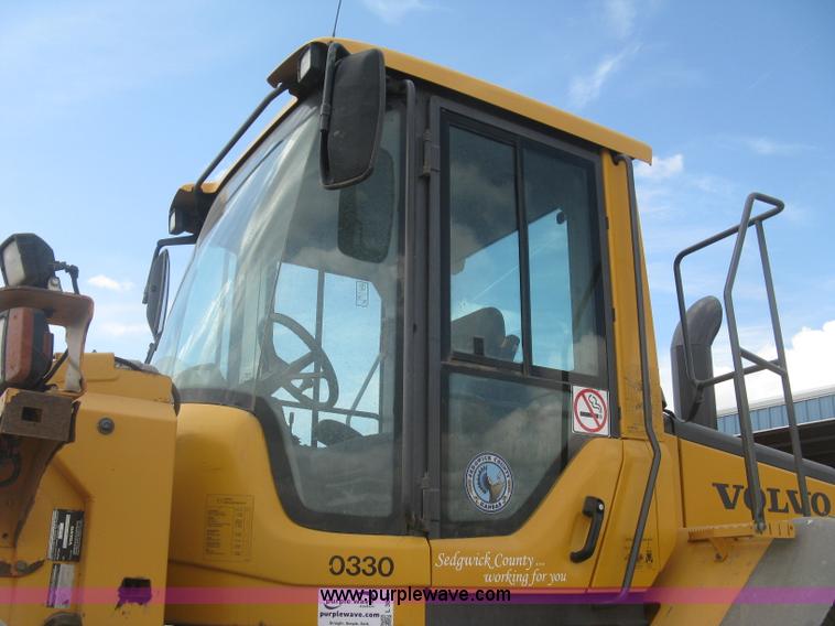 image for item L3856 2008 Volvo L110F wheel loader