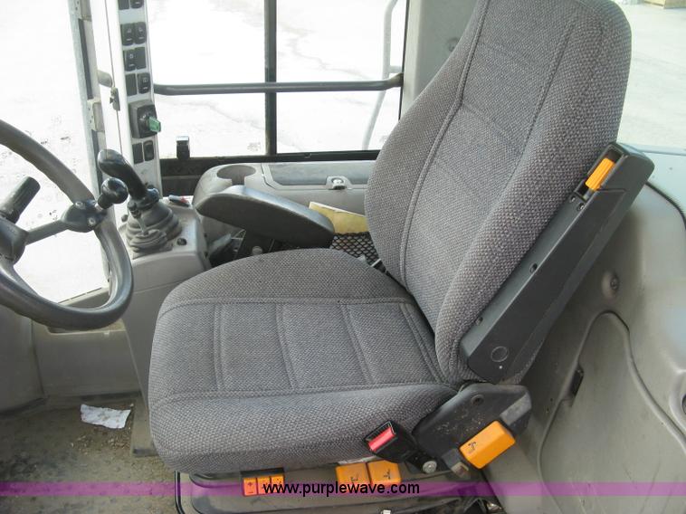 image for item L3856 2008 Volvo L110F wheel loader