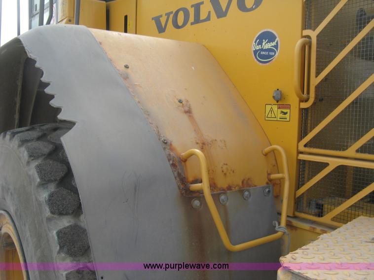 image for item L3856 2008 Volvo L110F wheel loader