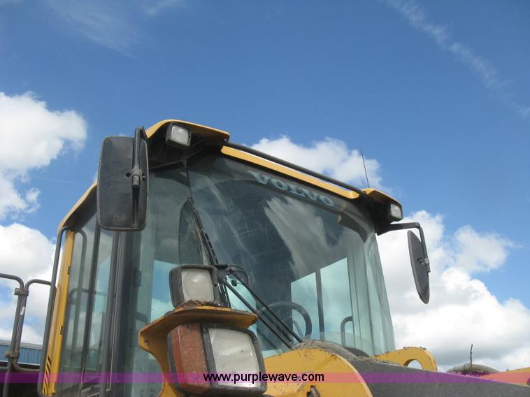 image for item L3856 2008 Volvo L110F wheel loader