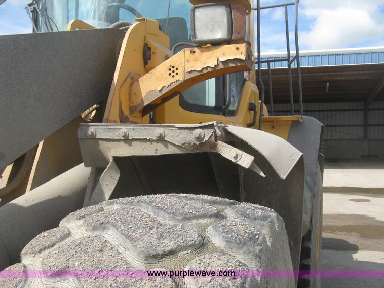 image for item L3856 2008 Volvo L110F wheel loader