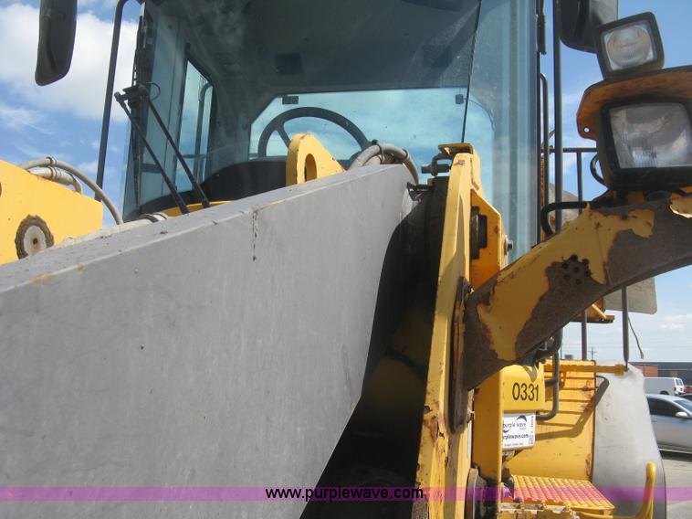 image for item L3859 2008 Volvo L110F wheel loader