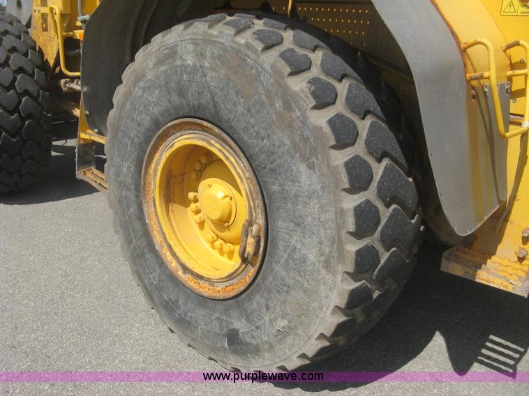 image for item L3859 2008 Volvo L110F wheel loader