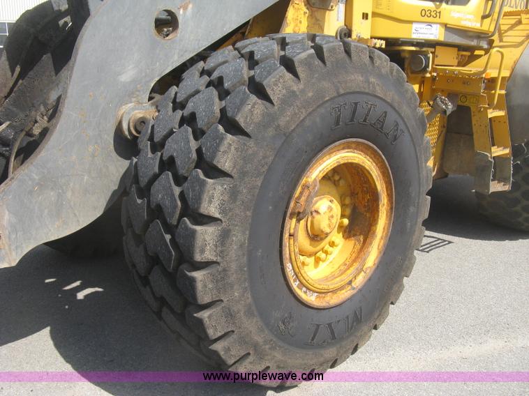 image for item L3859 2008 Volvo L110F wheel loader