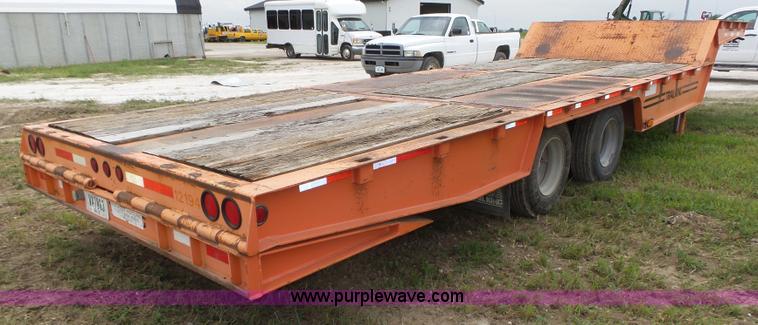 image for item L3999 1997 Trail King TK60HT-322 drop deck equipment trailer