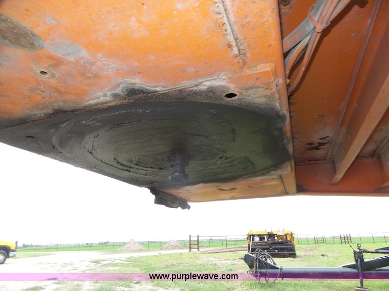 image for item L3999 1997 Trail King TK60HT-322 drop deck equipment trailer