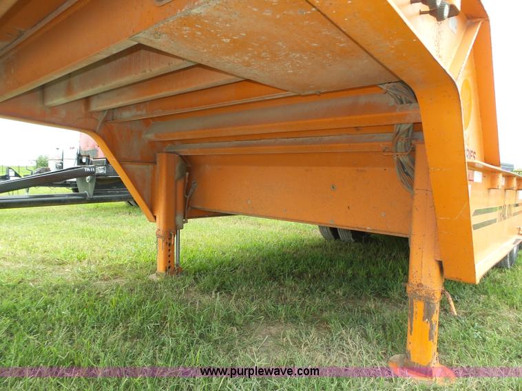 image for item L3999 1997 Trail King TK60HT-322 drop deck equipment trailer