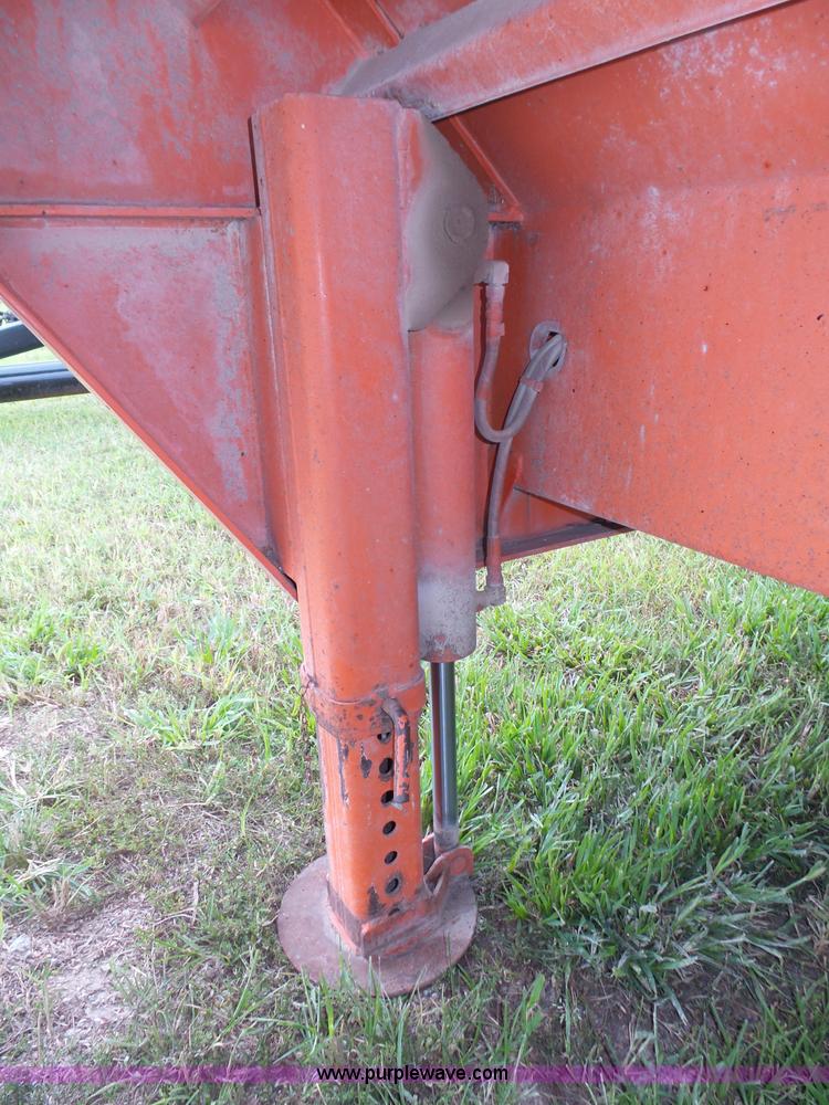 image for item L3999 1997 Trail King TK60HT-322 drop deck equipment trailer