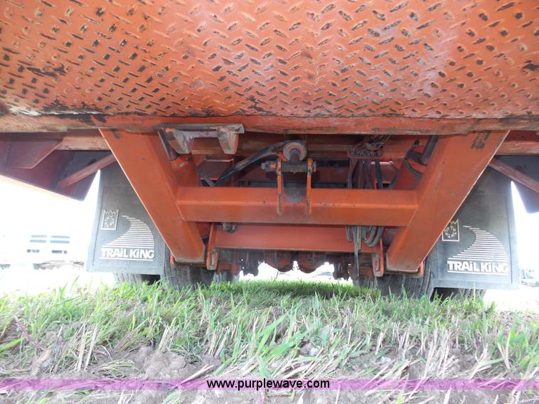 image for item L3999 1997 Trail King TK60HT-322 drop deck equipment trailer