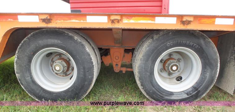 image for item L3999 1997 Trail King TK60HT-322 drop deck equipment trailer