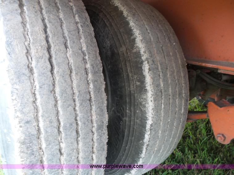 image for item L3999 1997 Trail King TK60HT-322 drop deck equipment trailer