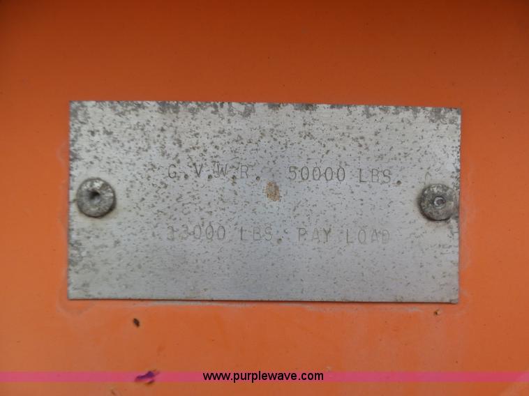 image for item L3999 1997 Trail King TK60HT-322 drop deck equipment trailer